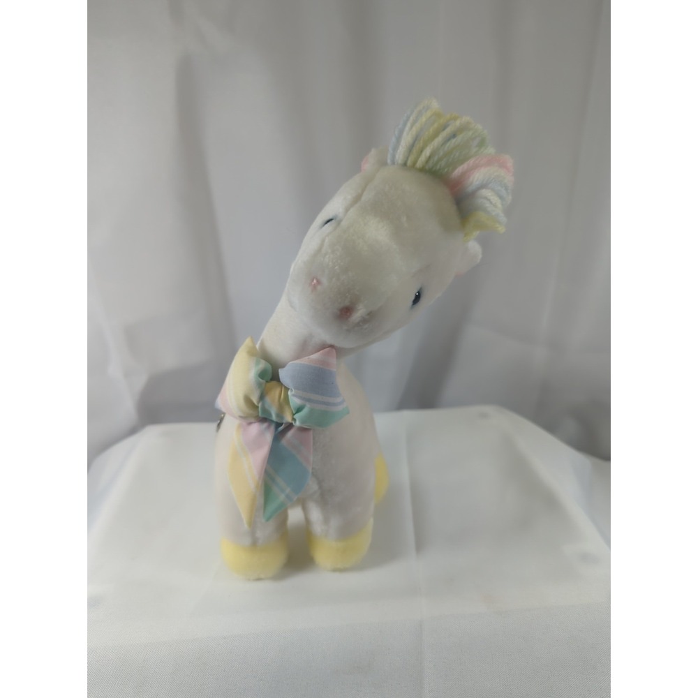 Vintage Eden Musical Wind Up Giraffe Pastel Colors Stuffed Plush Toy Neck Moves - Picture 1 of 7